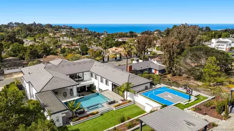 View/Area - 6389 Castejon, La Jolla, CA 92037 photo 1 of 3