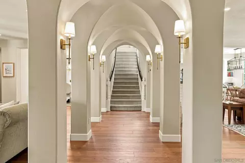 Entry Way - 7598 Circulo Sequoia, Carlsbad, CA 92009 photo 1 of 2
