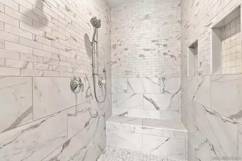 Bath - 7598 Circulo Sequoia, Carlsbad, CA 92009 photo 3 of 5