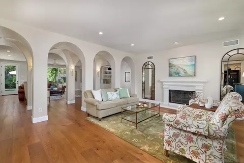 Living - 7598 Circulo Sequoia, Carlsbad, CA 92009 photo 2 of 6