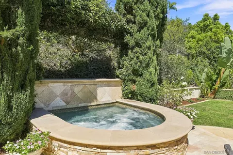 Exterior - 7598 Circulo Sequoia, Carlsbad, CA 92009 photo 18 of 22