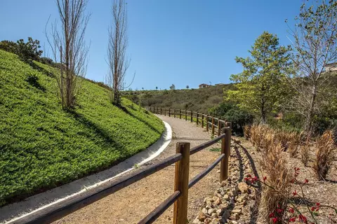 View/Area - 7598 Circulo Sequoia, Carlsbad, CA 92009 photo 14 of 14