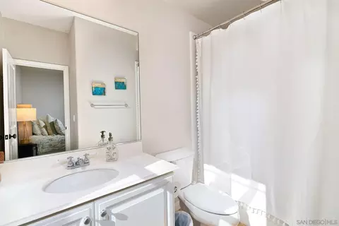 Bath - 7598 Circulo Sequoia, Carlsbad, CA 92009 photo 5 of 5