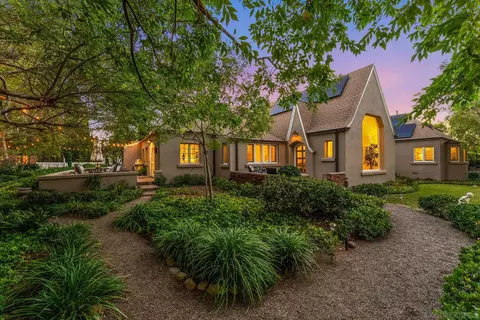 3452 Cromwell Pl, San Diego, CA 92116