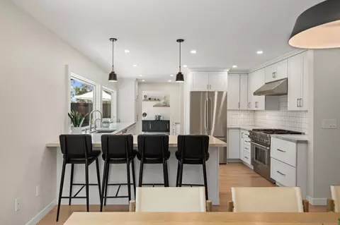 Kitchen - 339 Delage Dr, Encinitas, CA 92024 photo 2 of 2