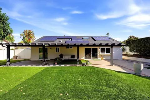 Exterior - 1651 Mapleleaf, Encinitas, CA 92024 photo 4 of 10