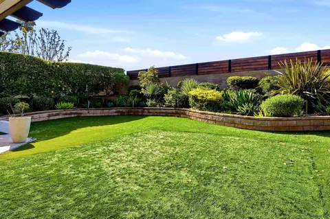Exterior - 1651 Mapleleaf, Encinitas, CA 92024 photo 8 of 10