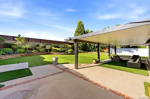 Exterior - 1651 Mapleleaf, Encinitas, CA 92024 photo 3 of 10