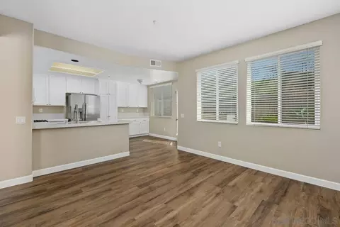 Living - 609 Paseo Rio, Vista, CA 92081 photo 7 of 7