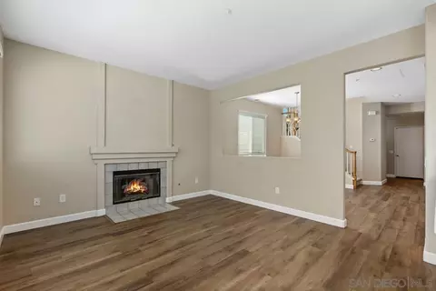 Living - 609 Paseo Rio, Vista, CA 92081 photo 5 of 7