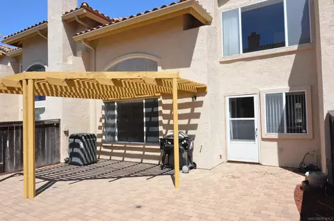 Exterior - 970 Somerset Ct UNIT C, Chula Vista, CA 91915 photo 2 of 7