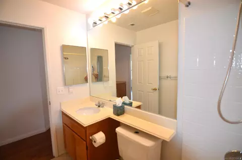 Bath - 970 Somerset Ct UNIT C, Chula Vista, CA 91915 photo 6 of 6