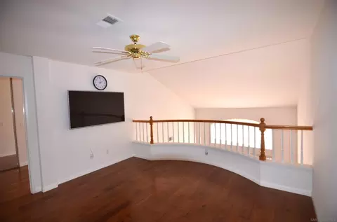 Living - 970 Somerset Ct UNIT C, Chula Vista, CA 91915 photo 9 of 11
