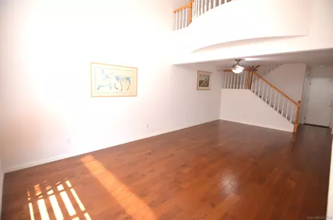 Living - 970 Somerset Ct UNIT C, Chula Vista, CA 91915 photo 5 of 11