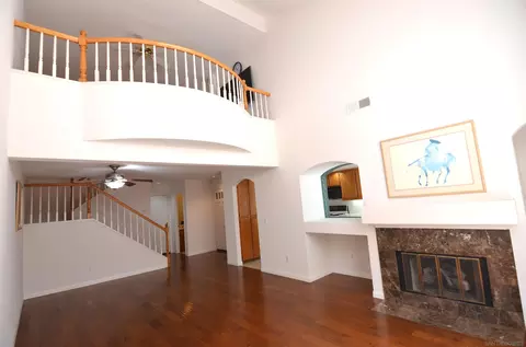 Living - 970 Somerset Ct UNIT C, Chula Vista, CA 91915 photo 7 of 11