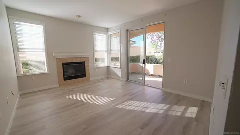 18563 Caminito Pasadero #403, San Diego, CA 92128