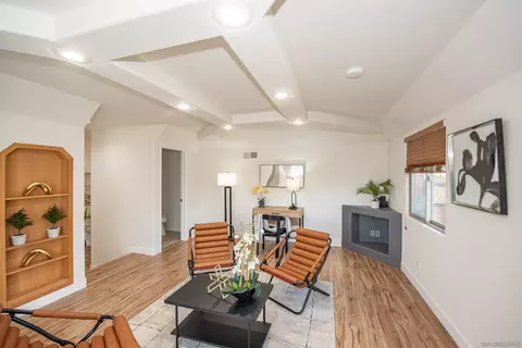 Living - 13419 Sebago, Poway, CA 92064 photo 4 of 6