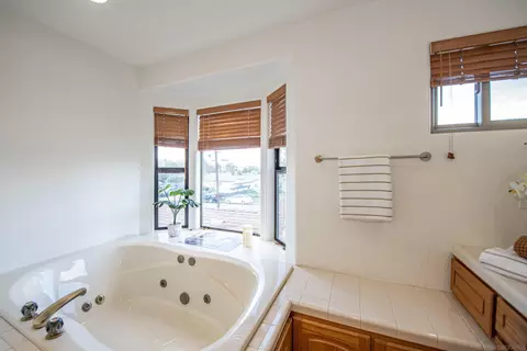 Bath - 13419 Sebago, Poway, CA 92064 photo 1 of 5