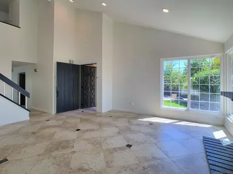 Living - 2912 Shady Pine St, Spring Valley, CA 91978 photo 3 of 8