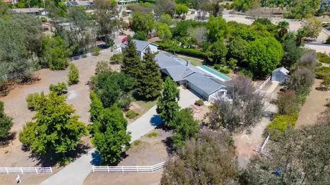View/Area - 1044 Capra Way, Fallbrook, CA 92028 photo 3 of 3