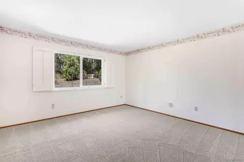 Bedroom - 1044 Capra Way, Fallbrook, CA 92028 photo 1 of 4