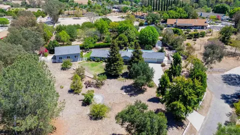 View/Area - 1044 Capra Way, Fallbrook, CA 92028 photo 2 of 3