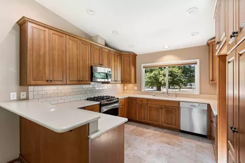Kitchen - 1044 Capra Way, Fallbrook, CA 92028 photo 1 of 3