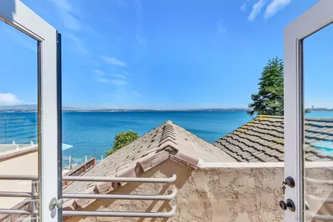 View/Area - 69 Spinnaker Way, Coronado, CA 92118 photo 3 of 7