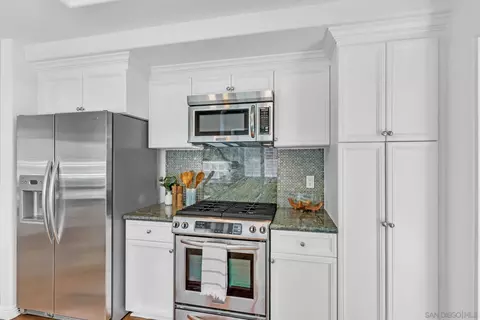 Kitchen - 69 Spinnaker Way, Coronado, CA 92118 photo 3 of 3