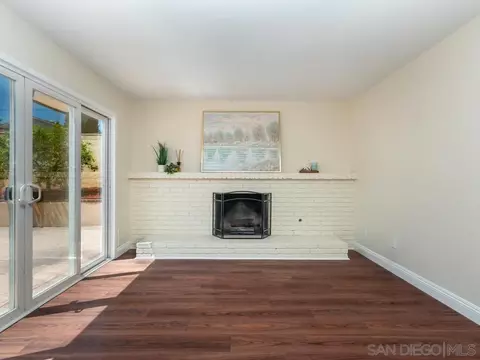 Living - 14302 Sandown, Poway, CA 92064 photo 6 of 8