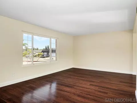 Living - 14302 Sandown, Poway, CA 92064 photo 2 of 8
