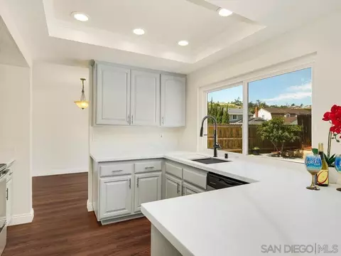 Kitchen - 14302 Sandown, Poway, CA 92064 photo 3 of 5