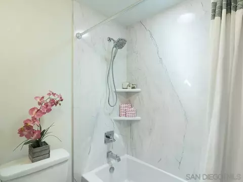 Bath - 14302 Sandown, Poway, CA 92064 photo 5 of 5