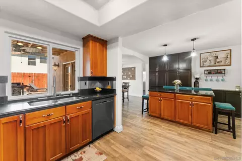 Kitchen - 10253 Paseo Park, Lakeside, CA 92040 photo 4 of 7