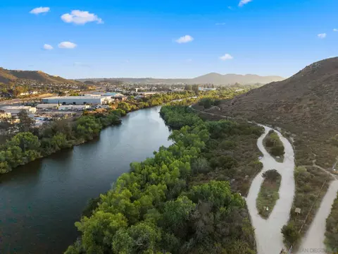 View/Area - 10253 Paseo Park, Lakeside, CA 92040 photo 7 of 8