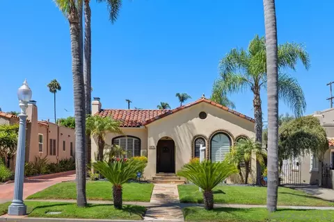 4874 Edgeware Rd, San Diego, CA 92116
