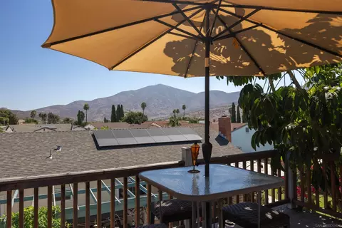 Exterior - 534 Bruma Ct, Spring Valley, CA 91977 photo 2 of 11