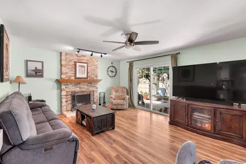 Living - 534 Bruma Ct, Spring Valley, CA 91977 photo 1 of 2