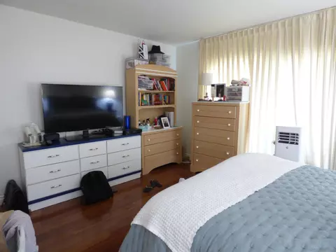 Bedroom - 2368 Torrey Pines Rd #66, La Jolla, CA 92037 photo 2 of 2