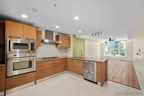 1431 Pacific Hwy #406, San Diego, CA 92101
