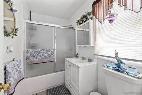 Bath - 1520 Tarleton St, Spring Valley, CA 91977 photo 1 of 1