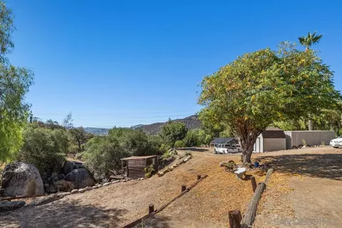 Exterior - 11355 Eucalyptus Hls, Lakeside, CA 92040 photo 10 of 24
