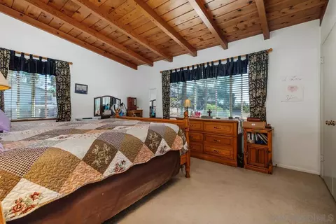 Bedroom - 11355 Eucalyptus Hls, Lakeside, CA 92040 photo 1 of 3