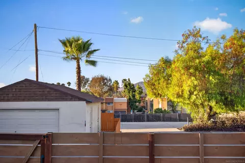 Exterior - 4992-4994 Comanche Dr, La Mesa, CA 91942 photo 4 of 11