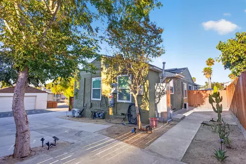 Exterior - 4992-4994 Comanche Dr, La Mesa, CA 91942 photo 1 of 11
