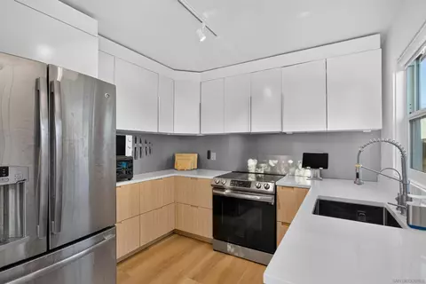 Kitchen - 4992-4994 Comanche Dr, La Mesa, CA 91942 photo 2 of 2