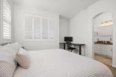 Bedroom - 382 Carmel Creeper Pl, Encinitas, CA 92024 photo 7 of 7