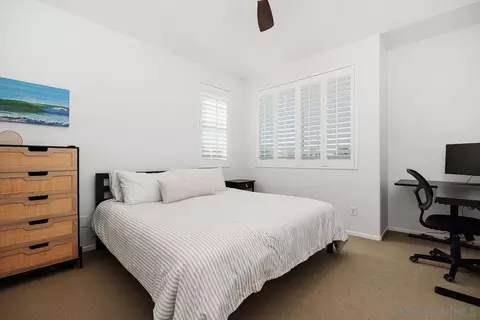 Bedroom - 382 Carmel Creeper Pl, Encinitas, CA 92024 photo 5 of 7