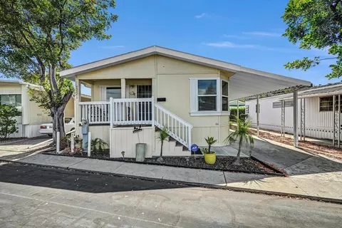 4922 12 Old Cliffs Rd, San Diego, CA 92120