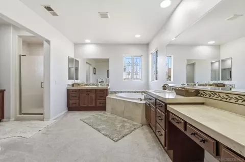 Bath - 3520 Cockatoo Ct, Oceanside, CA 92057 photo 4 of 4